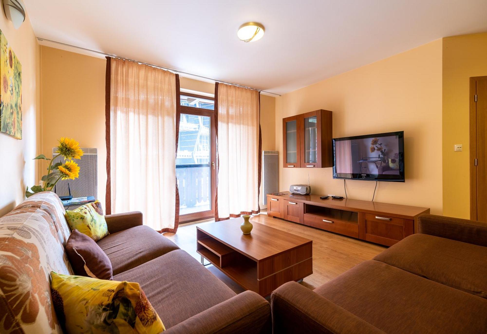 Rodinny Apartman Slnecnica ตาเล ภายนอก รูปภาพ