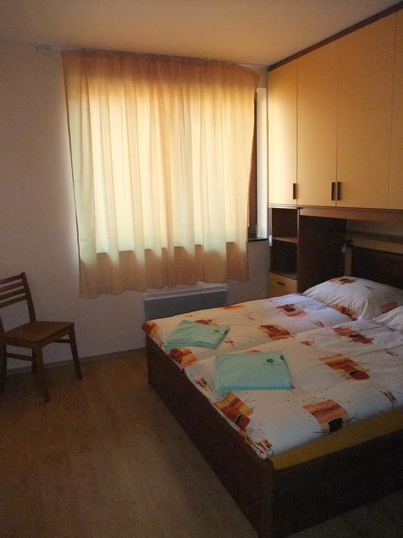 Rodinny Apartman Slnecnica ตาเล ภายนอก รูปภาพ